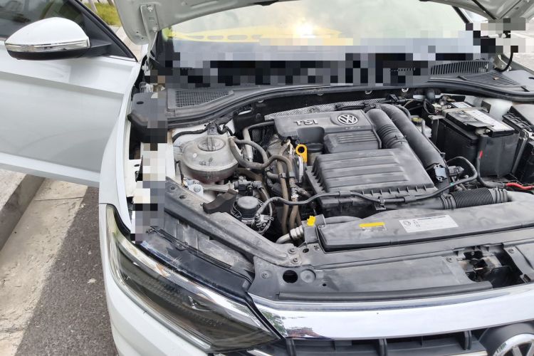 Used Volkswagen Sagitar 2019 200TSI DSG Comfort Version China VI Standard Engine Bay Right