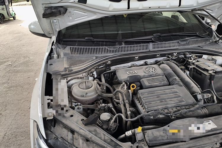 Used Volkswagen Sagitar 2019 280TSI DSG Comfort Version China VI Standard Engine Bay Right