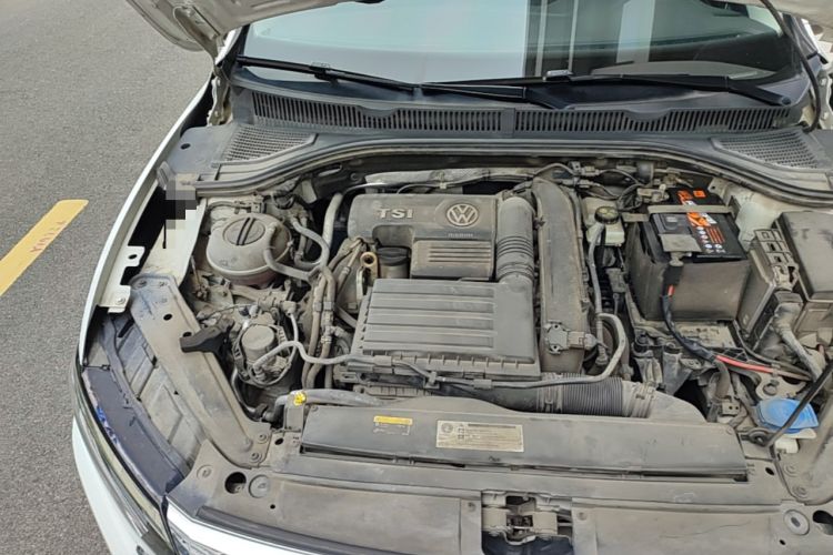 Used Volkswagen Sagitar 2019 280TSI DSG Luxury Version China VI Standard Engine Bay Right