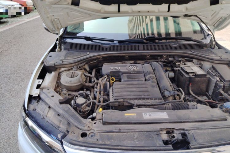 Used Volkswagen Sagitar 2019 280TSI DSG Comfort Version China VI Standard Engine Bay Right