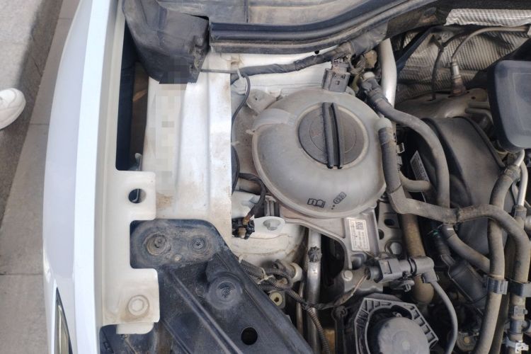 Used Volkswagen Sagitar 2019 200TSI DSG Comfort Version China VI Standard Engine Bay Right