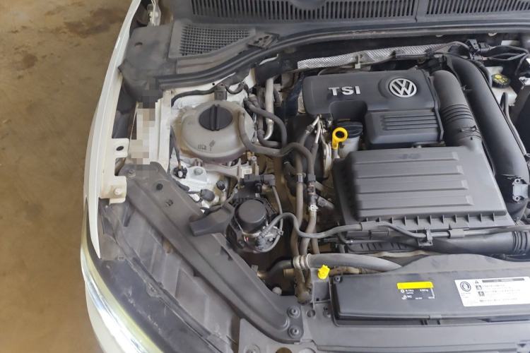 Used Volkswagen Sagitar 2019 280TSI DSG Comfort Version China VI Standard Engine Bay Right