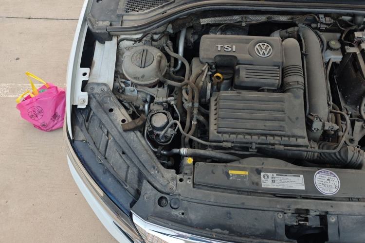 Used Volkswagen Sagitar 2019 280TSI DSG Comfort Version China VI Standard Engine Bay Right