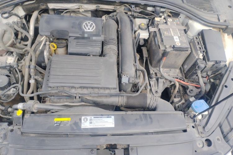 Used Volkswagen Sagitar 2019 200TSI DSG Comfort Version China VI Standard Engine Bay