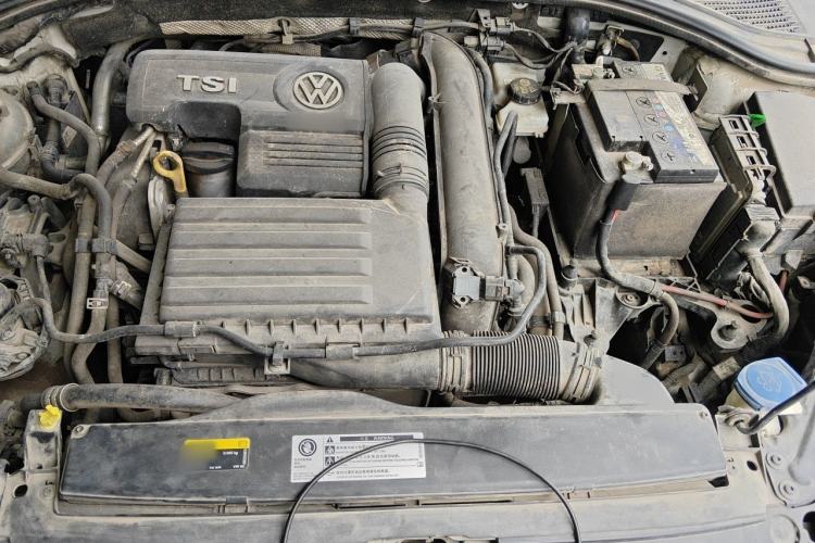 Used Volkswagen Sagitar 2019 280TSI DSG Comfort Version China VI Standard Engine Bay