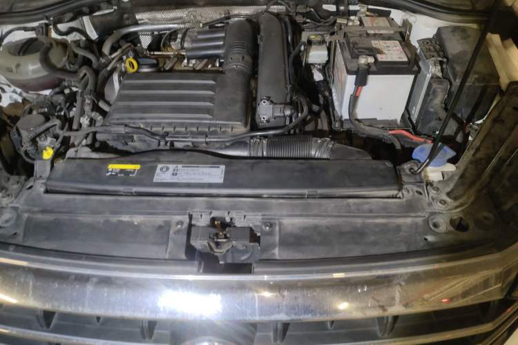 Used Volkswagen Sagitar 2019 200TSI DSG Comfort Version China VI Standard Engine Bay