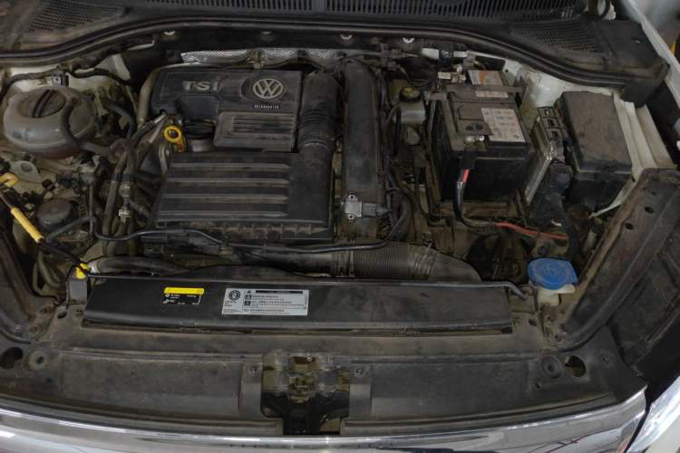 Used Volkswagen Sagitar 2019 280TSI DSG Comfort Version China VI Standard Engine Bay