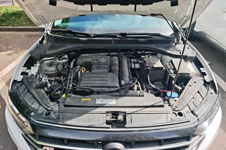 Used Volkswagen Sagitar 2019 200TSI DSG Comfort Version China VI Standard Engine Bay