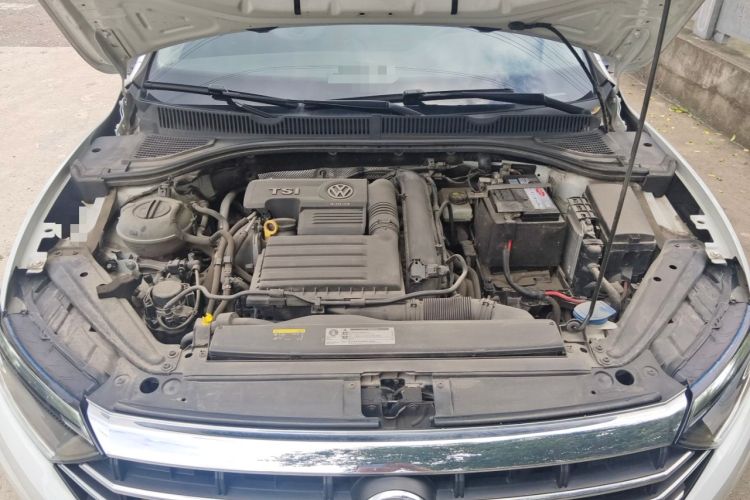 Used Volkswagen Sagitar 2019 200TSI DSG Comfort Version China VI Standard Engine Bay