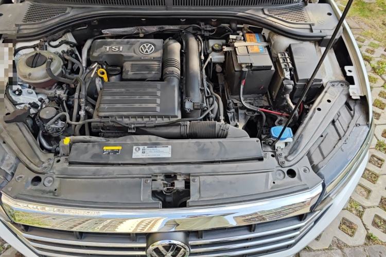 Used Volkswagen Sagitar 2019 280TSI DSG Comfort Version China VI Standard Engine Bay