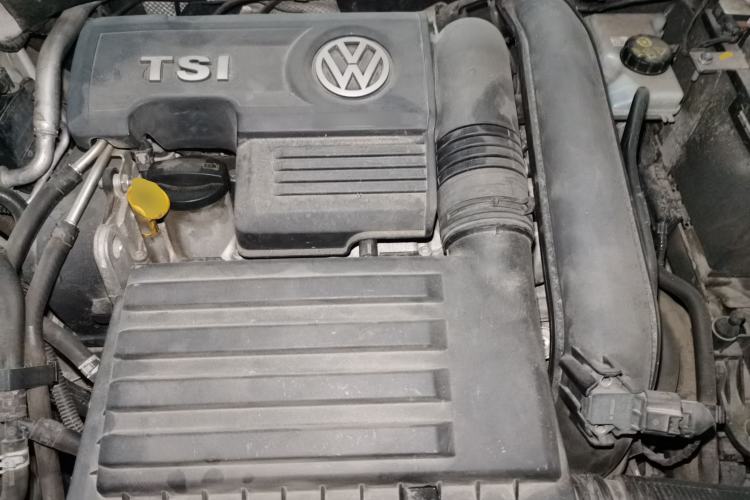 Used Volkswagen Sagitar 2019 280TSI DSG Comfort Version China V Standard Engine Bay