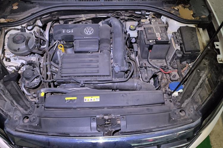 Used Volkswagen Sagitar 2019 280TSI DSG Comfort Version China VI Standard Engine Bay