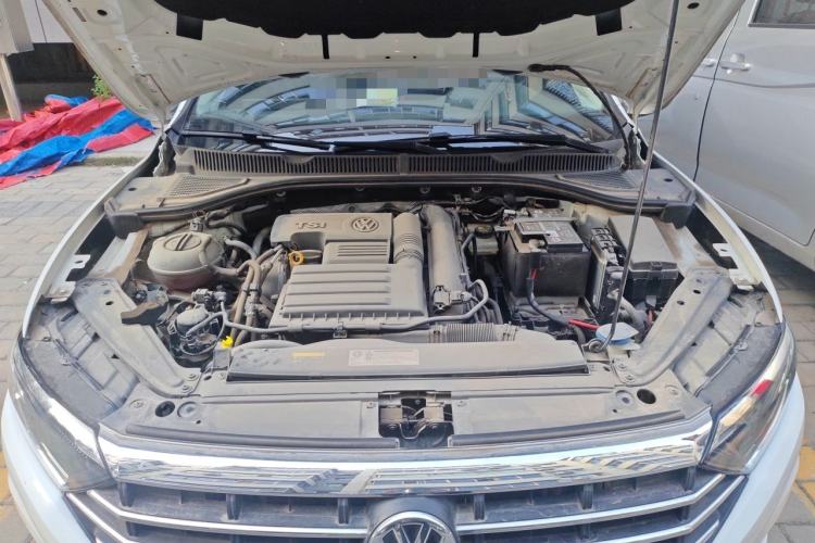 Used Volkswagen Sagitar 2019 280TSI DSG Comfort Version China VI Standard Engine Bay