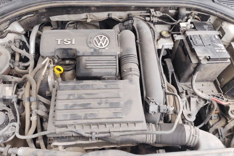 Used Volkswagen Sagitar 2019 280TSI DSG Comfort Version China VI Standard Engine Bay