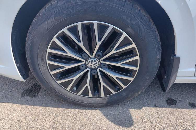 Used Volkswagen Sagitar 2019 280TSI DSG Comfort Version China VI Standard Exterior 1