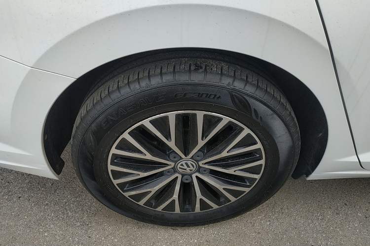Used Volkswagen Sagitar 2019 280TSI DSG Comfort Version China VI Standard Exterior 4