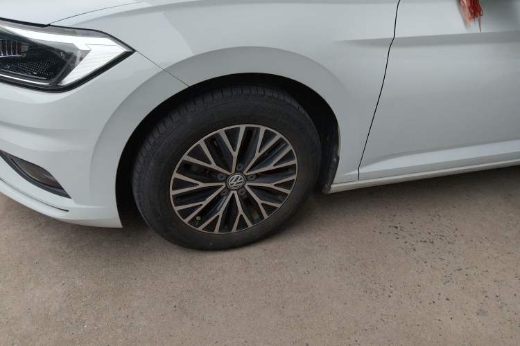 Used Volkswagen Sagitar 2019 200TSI Manual Comfort Version China VI Standard Exterior 4