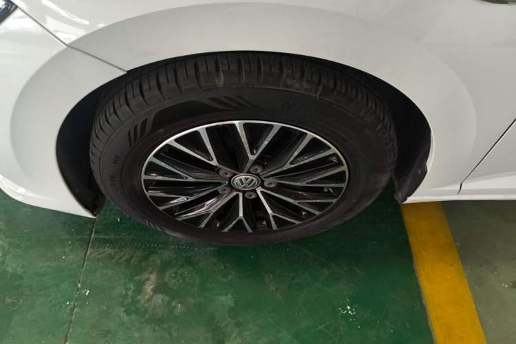 Used Volkswagen Sagitar 2019 200TSI DSG Comfort Version China VI Standard Exterior 4