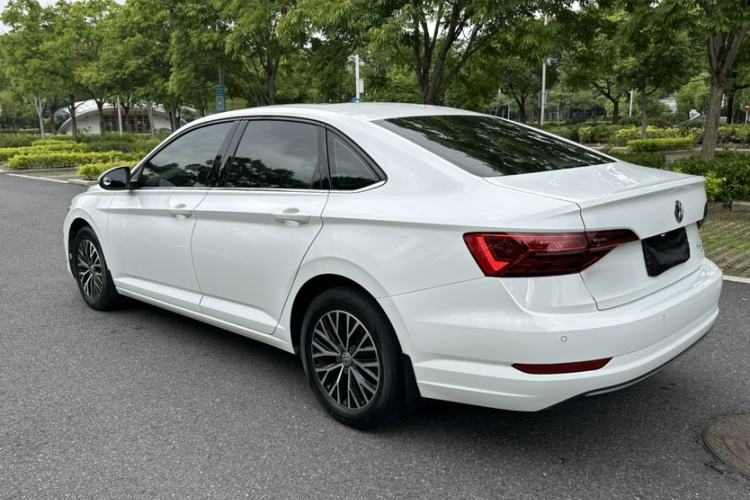 Used Volkswagen Sagitar 2019 200TSI DSG Comfort Version China V Standard Exterior 4