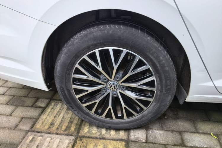 Used Volkswagen Sagitar 2019 200TSI DSG Comfort Version China VI Standard Exterior 5