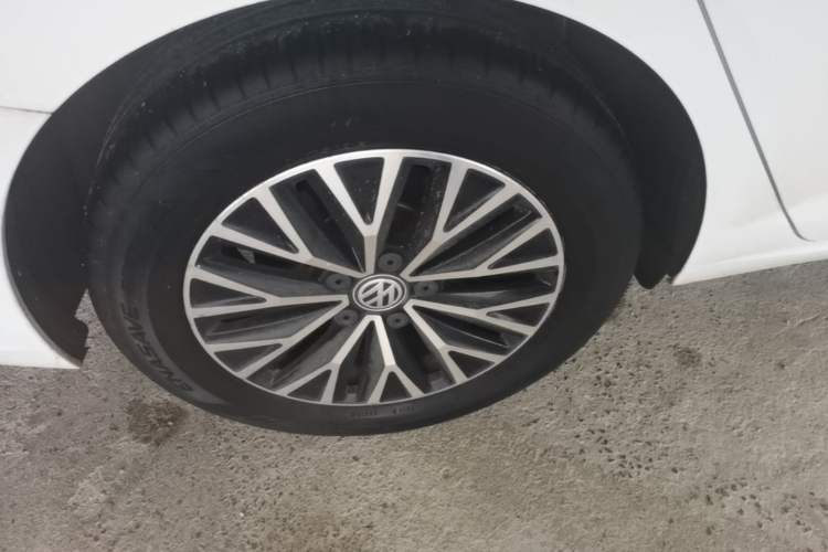 Used Volkswagen Sagitar 2019 200TSI DSG Comfort Version China VI Standard Exterior 5