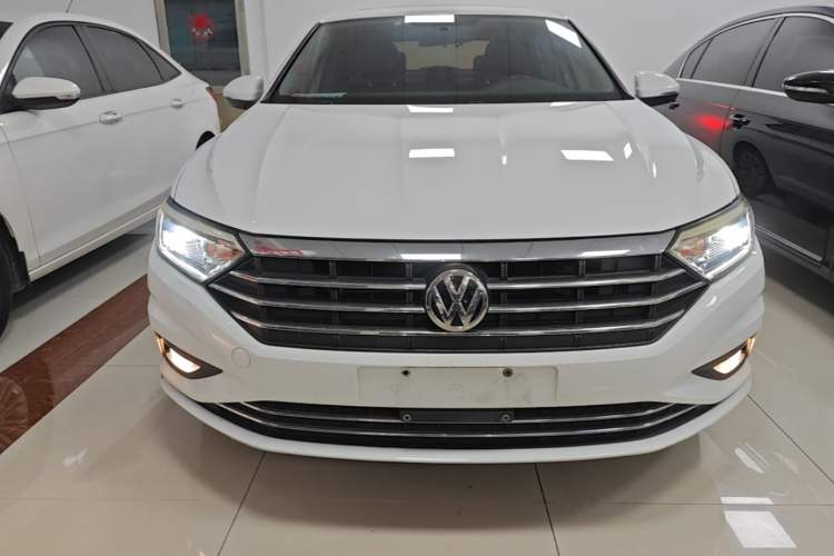 Used Volkswagen Sagitar 2019 280TSI DSG Comfort Version China VI Standard Front