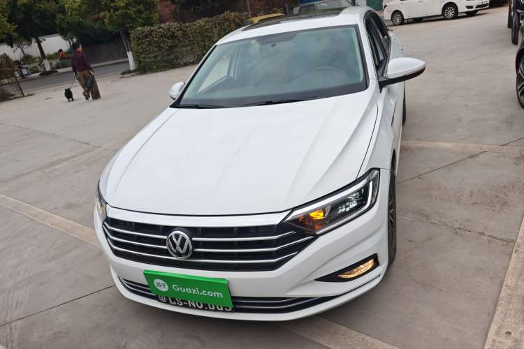Used Volkswagen Sagitar 2019 280TSI DSG Comfort Version China VI Standard Front