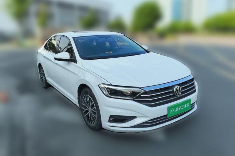 Used Volkswagen Sagitar 2019 200TSI DSG Comfort Version China VI Standard Front Right 45 Deg