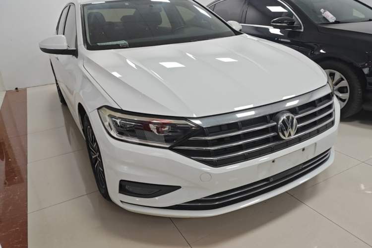 Used Volkswagen Sagitar 2019 280TSI DSG Comfort Version China VI Standard Front Right 45 Deg