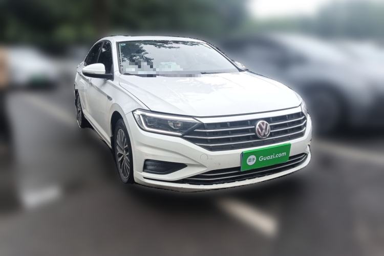 Used Volkswagen Sagitar 2019 200TSI DSG Comfort Version China VI Standard Front Right 45 Deg