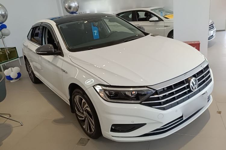 Used Volkswagen Sagitar 2019 280TSI DSG Luxury Version China VI Standard Front Right 45 Deg