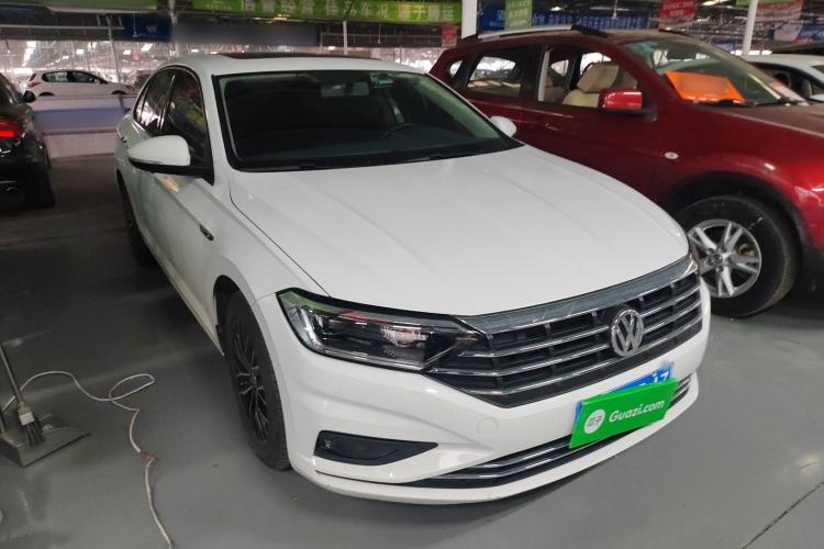 Used Volkswagen Sagitar 2019 280TSI DSG Comfort Version China VI Standard Front Right 45 Deg