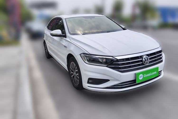 Used Volkswagen Sagitar 2019 200TSI DSG Comfort Version China VI Standard Front Right 45 Deg
