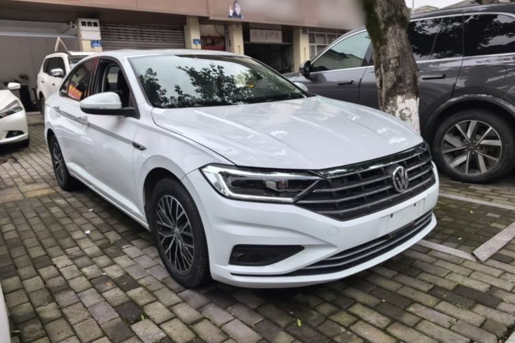 Used Volkswagen Sagitar 2019 200TSI DSG Comfort Version China VI Standard Front Right 45 Deg