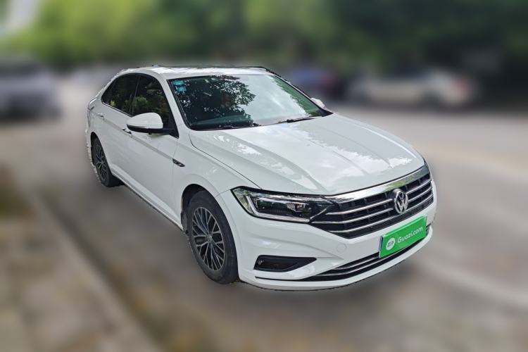 Used Volkswagen Sagitar 2019 200TSI DSG Comfort Version China VI Standard Front Right 45 Deg
