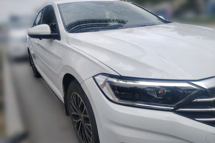 Used Volkswagen Sagitar 2019 200TSI DSG Comfort Version China VI Standard Front Right 45 Deg