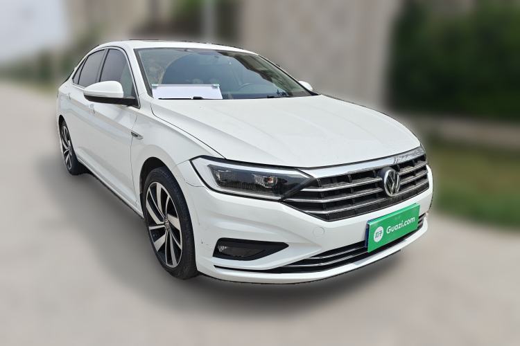 Used Volkswagen Sagitar 2019 200TSI Manual Comfort Version China VI Standard Front Right 45 Deg