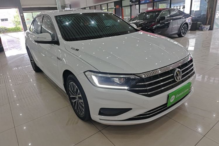 Used Volkswagen Sagitar 2019 200TSI DSG Comfort Version China VI Standard Front Right 45 Deg