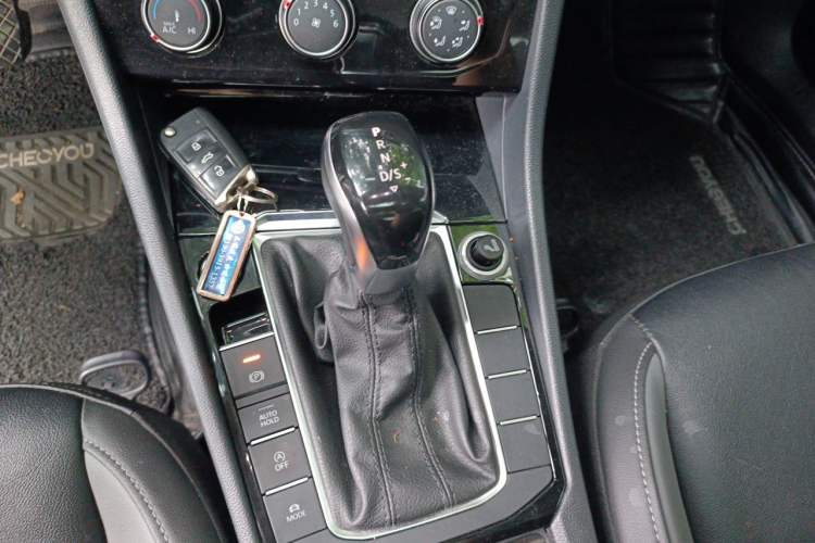 Used Volkswagen Sagitar 2019 280TSI DSG Comfort Version China VI Standard Gear Lever