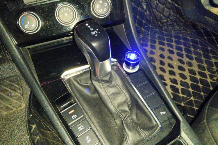 Used Volkswagen Sagitar 2019 280TSI DSG Comfort Version China VI Standard Gear Lever
