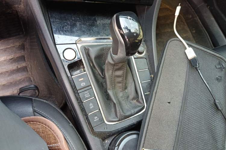 Used Volkswagen Sagitar 2019 280TSI DSG Comfort Version China V Standard Gear Lever