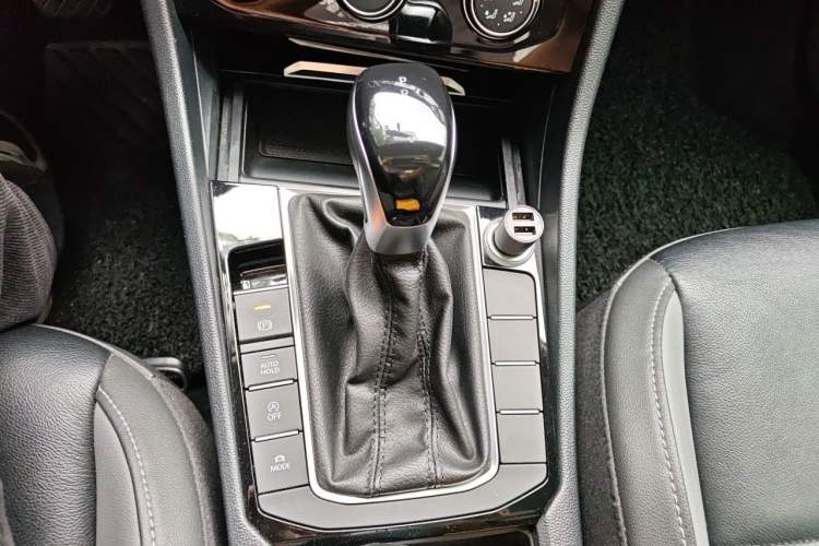 Used Volkswagen Sagitar 2019 280TSI DSG Comfort Version China VI Standard Gear Lever
