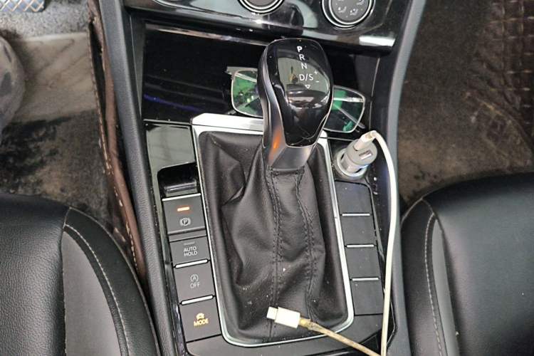 Used Volkswagen Sagitar 2019 280TSI DSG Comfort Version China VI Standard Gear Lever