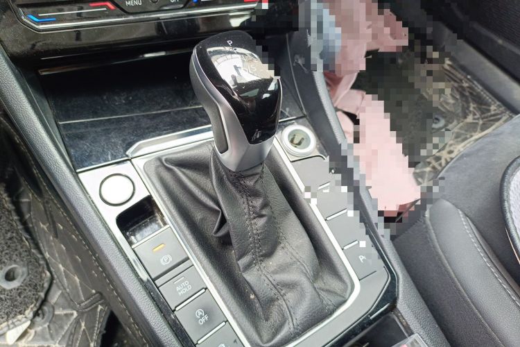 Used Volkswagen Sagitar 2019 280TSI DSG Luxury Version China VI Standard Gear Lever