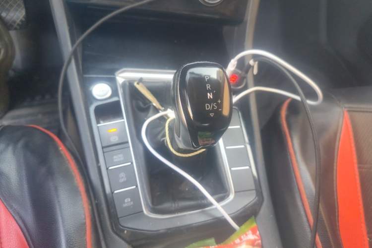 Used Volkswagen Sagitar 2019 200TSI DSG Comfort Version China VI Standard Gear Lever