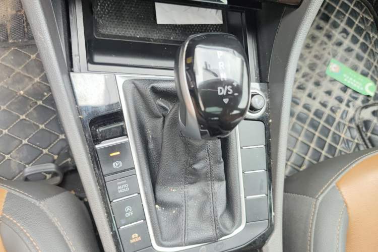 Used Volkswagen Sagitar 2019 280TSI DSG Comfort Version China V Standard Gear Lever
