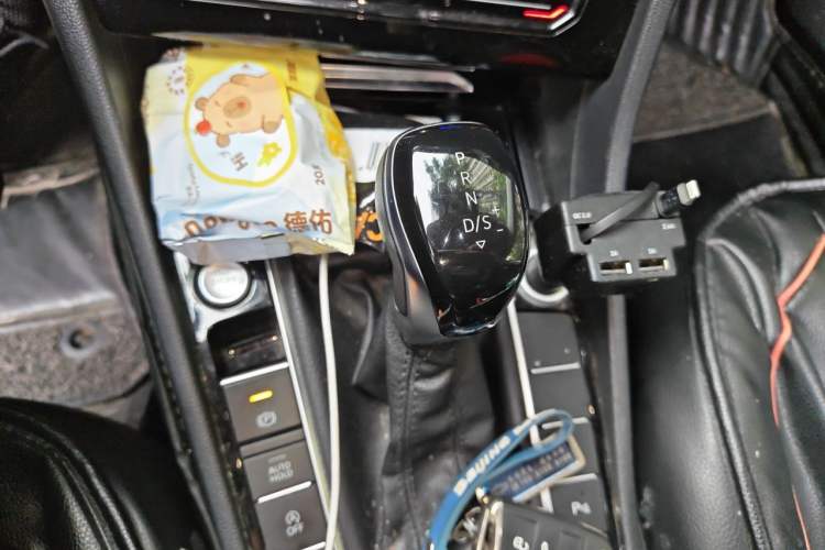 Used Volkswagen Sagitar 2019 280TSI DSG Flagship Model China V Standard Gear Lever