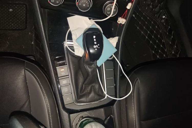 Used Volkswagen Sagitar 2019 200TSI DSG Comfort Version China VI Standard Gear Lever