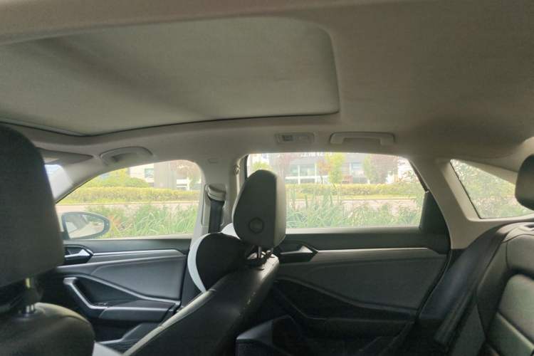Used Volkswagen Sagitar 2019 280TSI DSG Comfort Version China V Standard Headliner