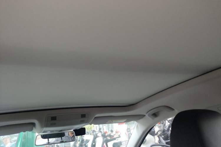 Used Volkswagen Sagitar 2019 200TSI DSG Comfort Version China VI Standard Headliner